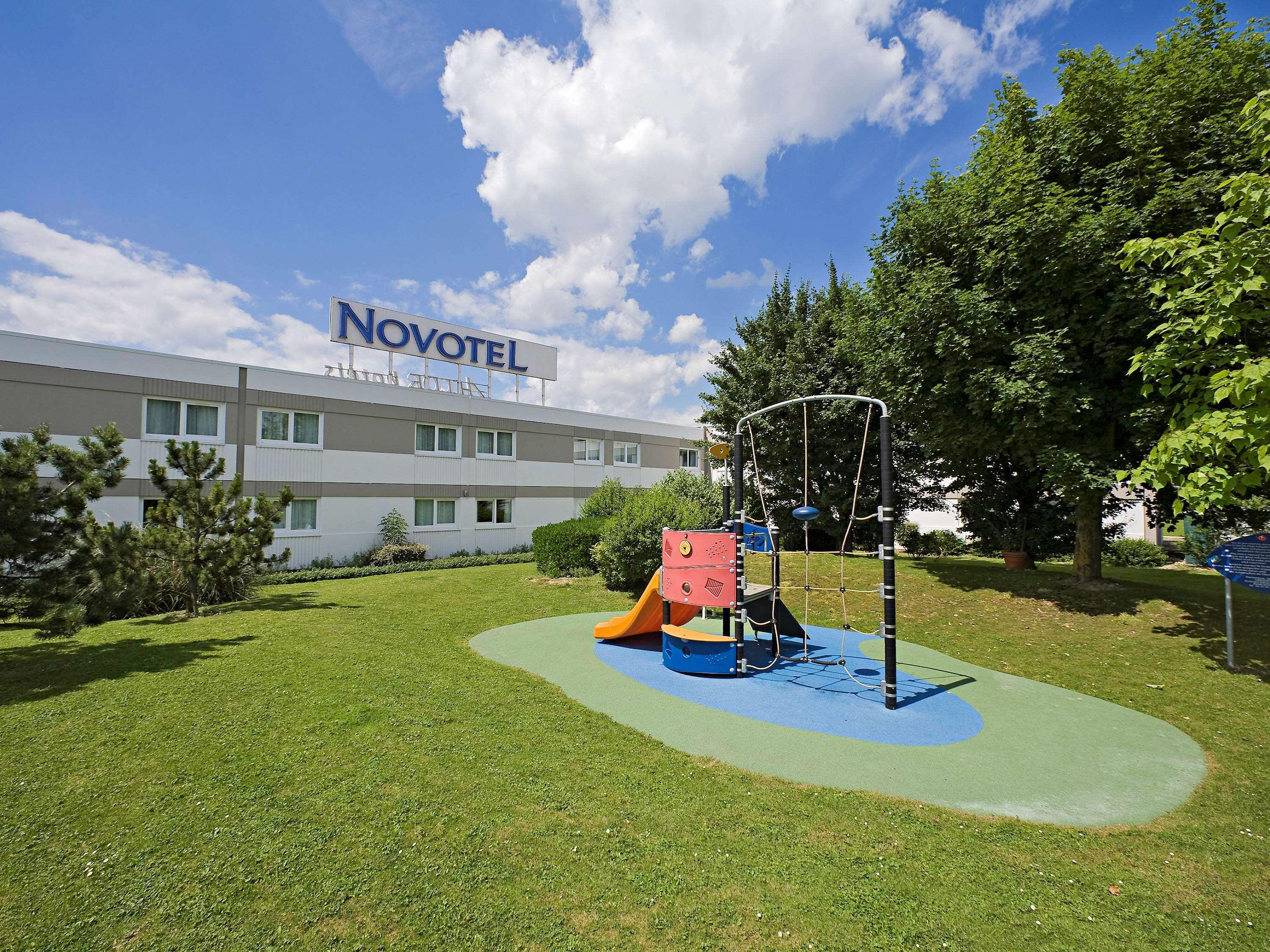Novotel Amiens Pole Jules Verne Boves Exterior photo